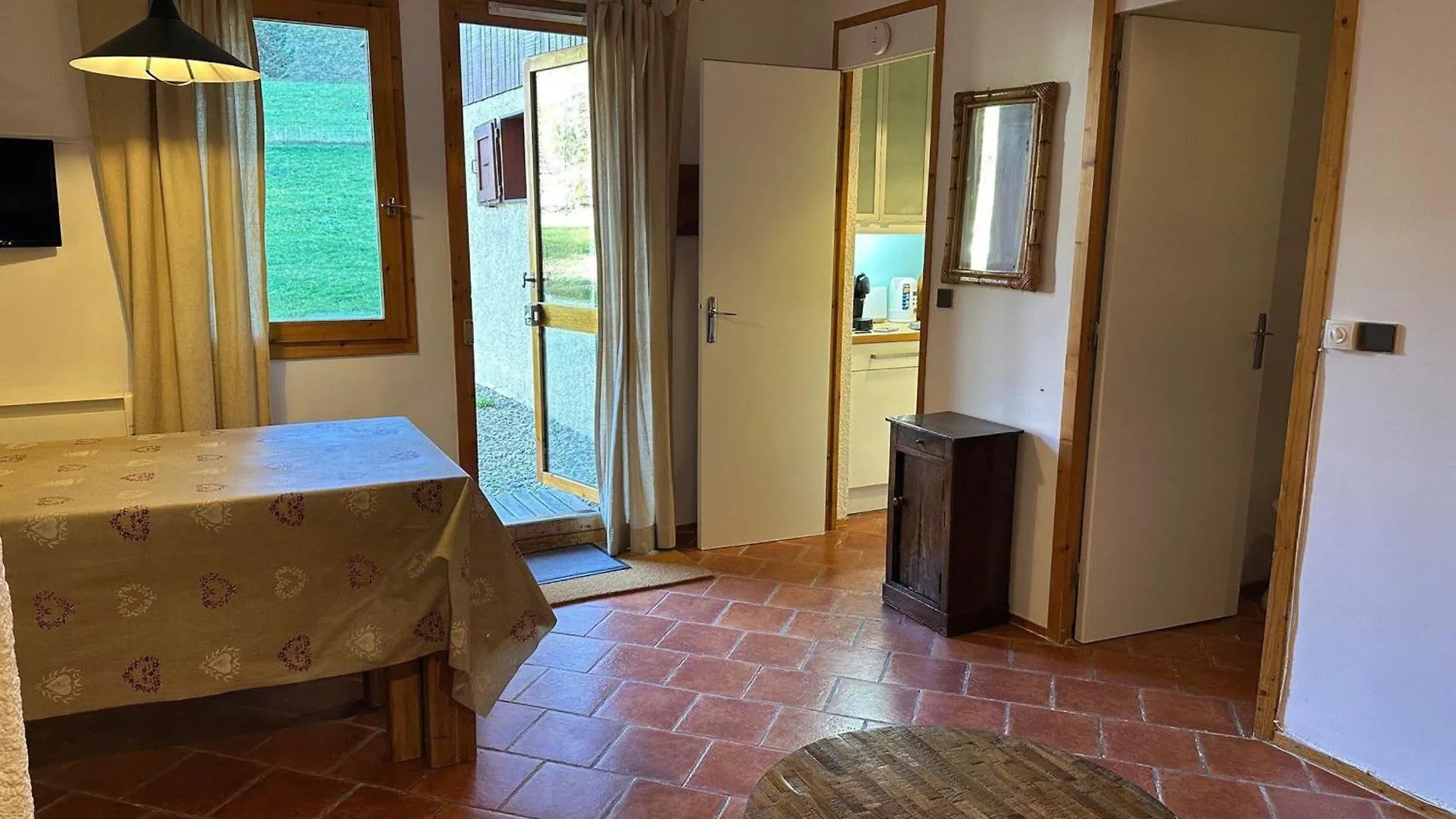 Appartement Chaleureux Pres Des Pistes Avec Cheminee - Fr-1-181-2839 La Plagne-Tarentaise